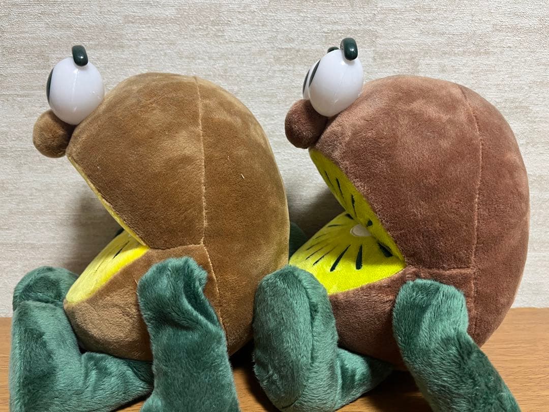 ゼスプリ キウイブラザーズ ぬいぐるみセット 中 - メルカリ