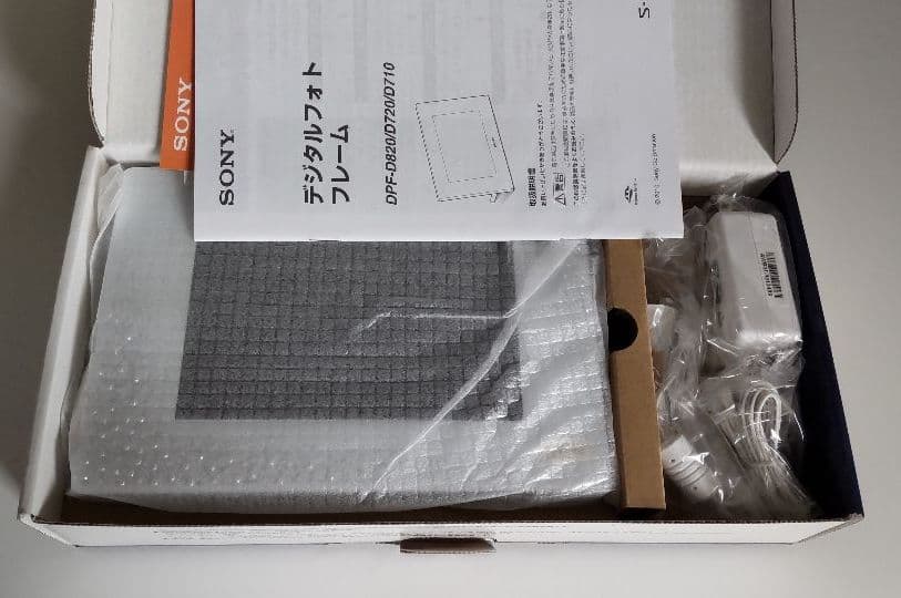 デジタルフォトフレーム SONY スワロフスキー ホワイト 新品未使用