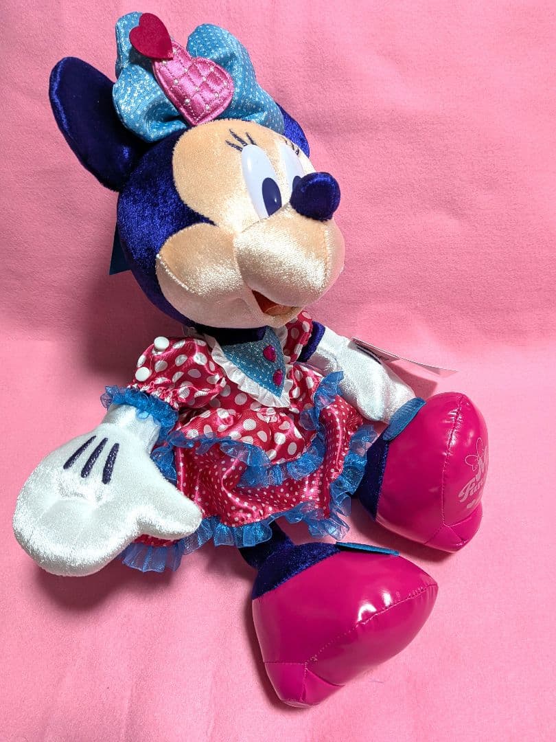 ディズニー新品タグ付　ミニー 　ぬいぐるみ パルパルーザ ファンダーランド