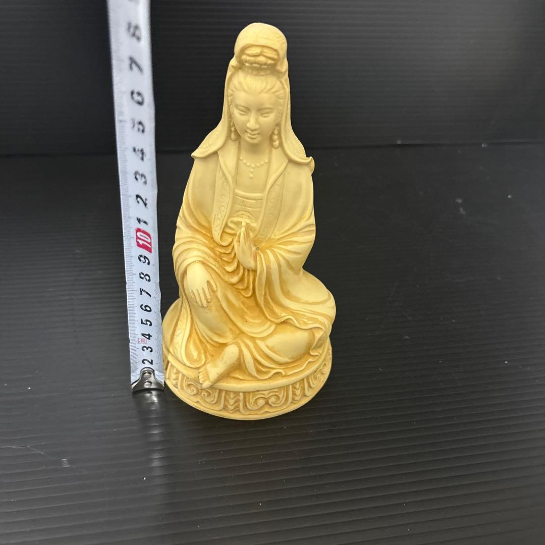 陶器製坐像 アイボリー