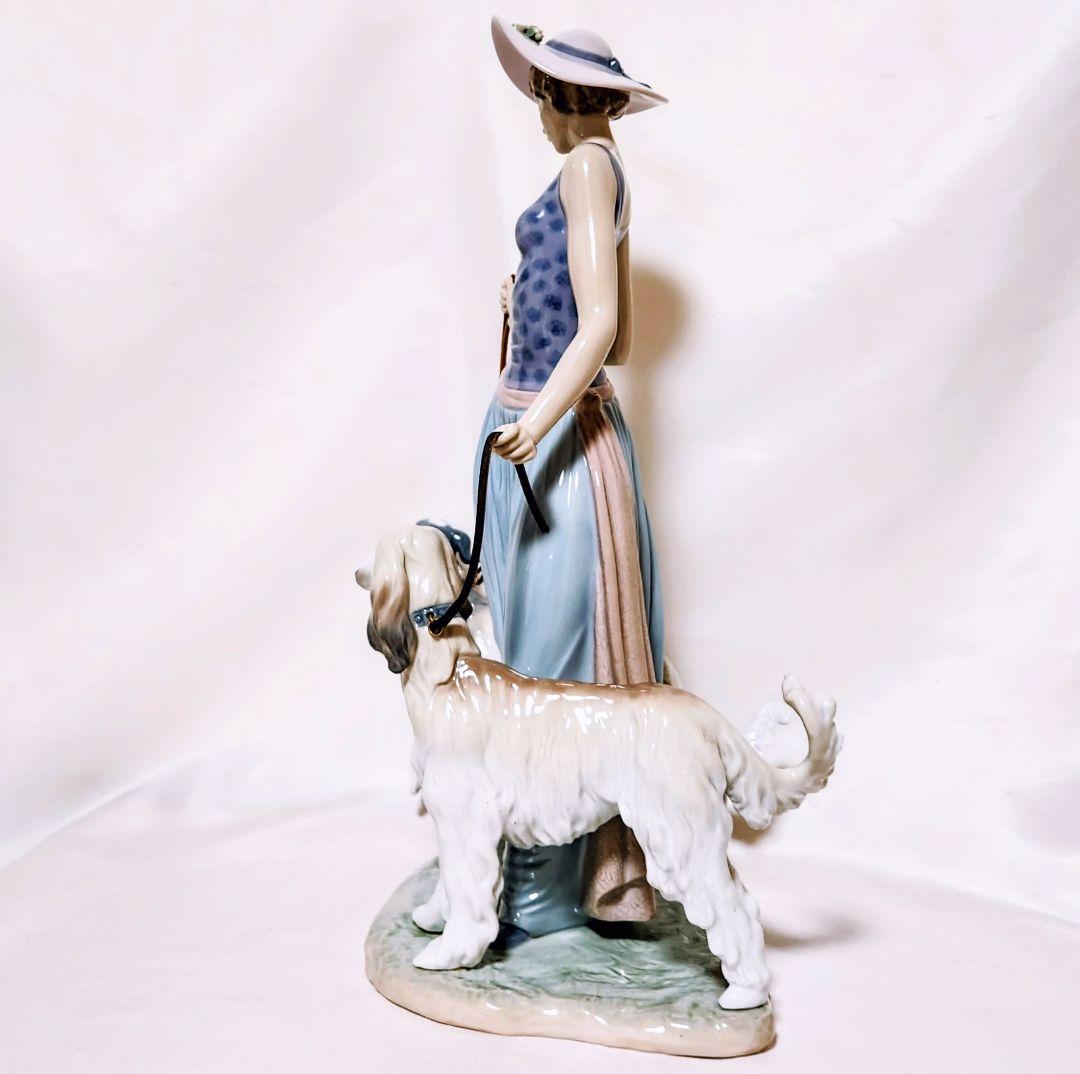 リヤドロ LLADRO【美品】フィギュリン《優雅な散歩のひととき》No.5802