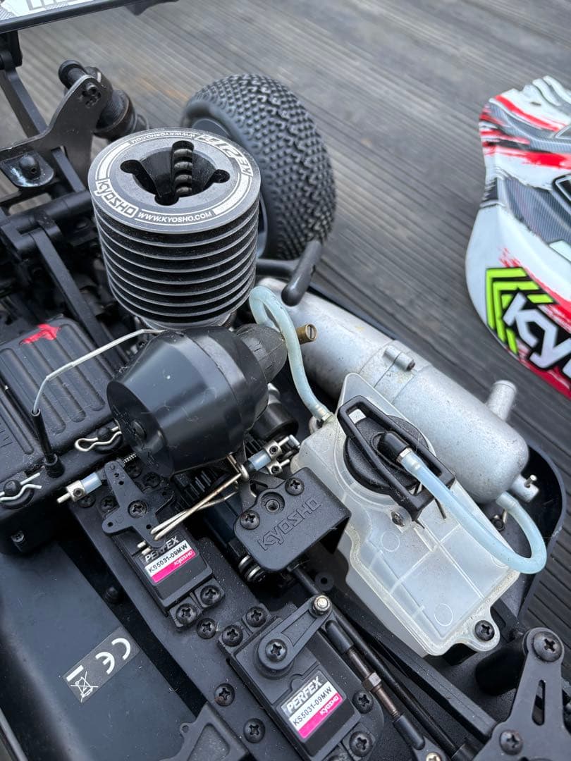 低 価格ホビー・楽器・アート - つとむ工房様専用京商エンジンカー1/8