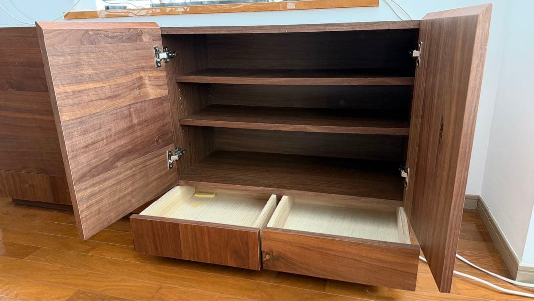 関家具（NIPPONAIRE）天然木製キャビネット