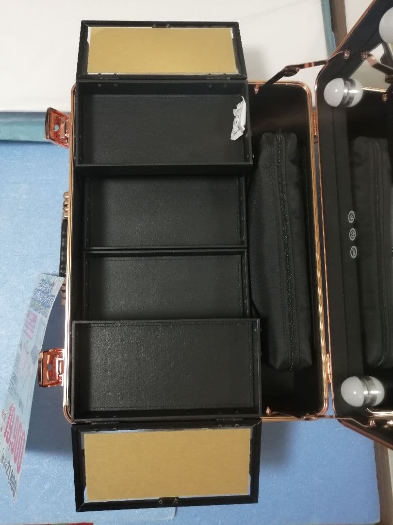 新品 訳あり コスメボックス ヴァリーズ トランク型 ドレッサー メイク