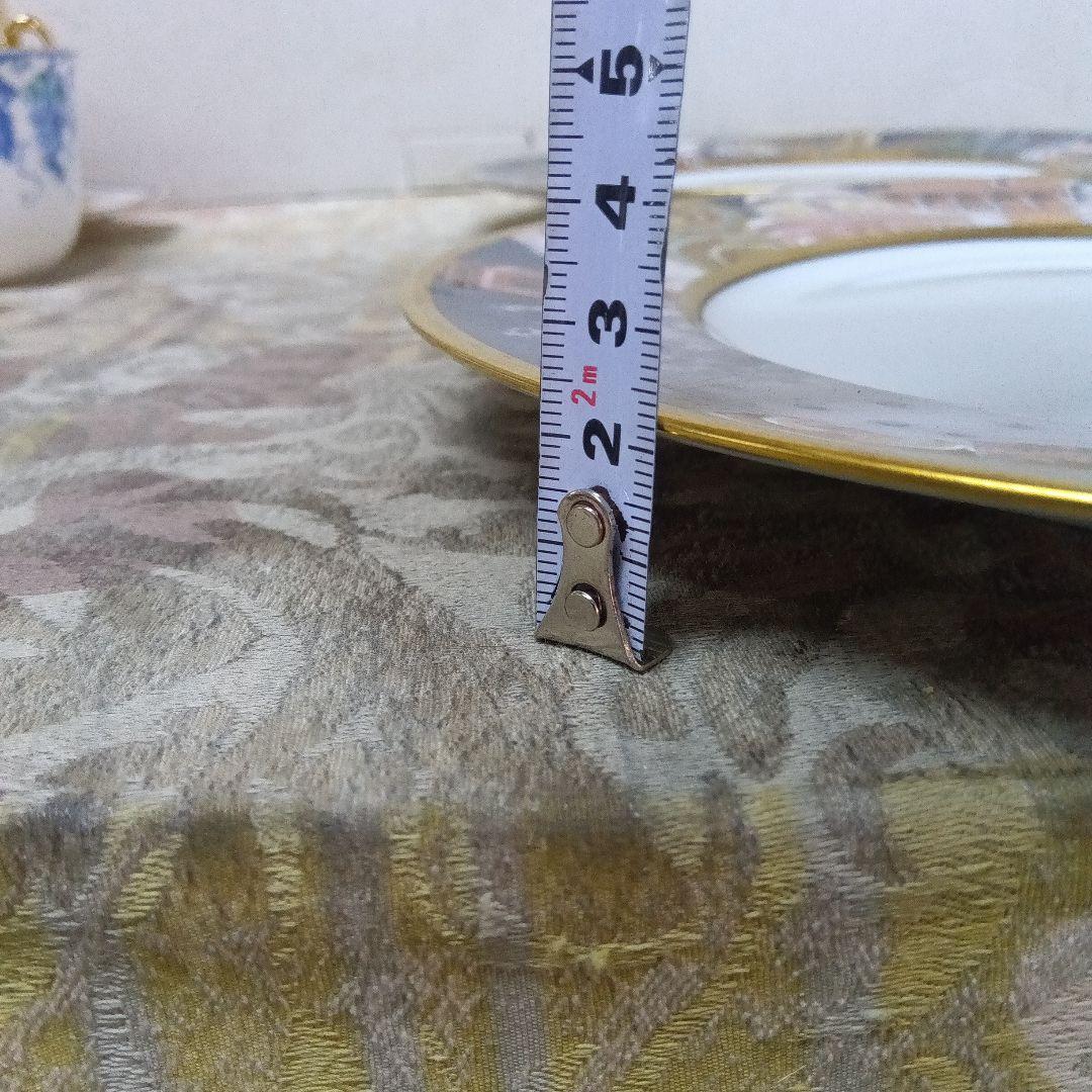 ローズリリーベルナルドメトロポール　 ローマ　パリ