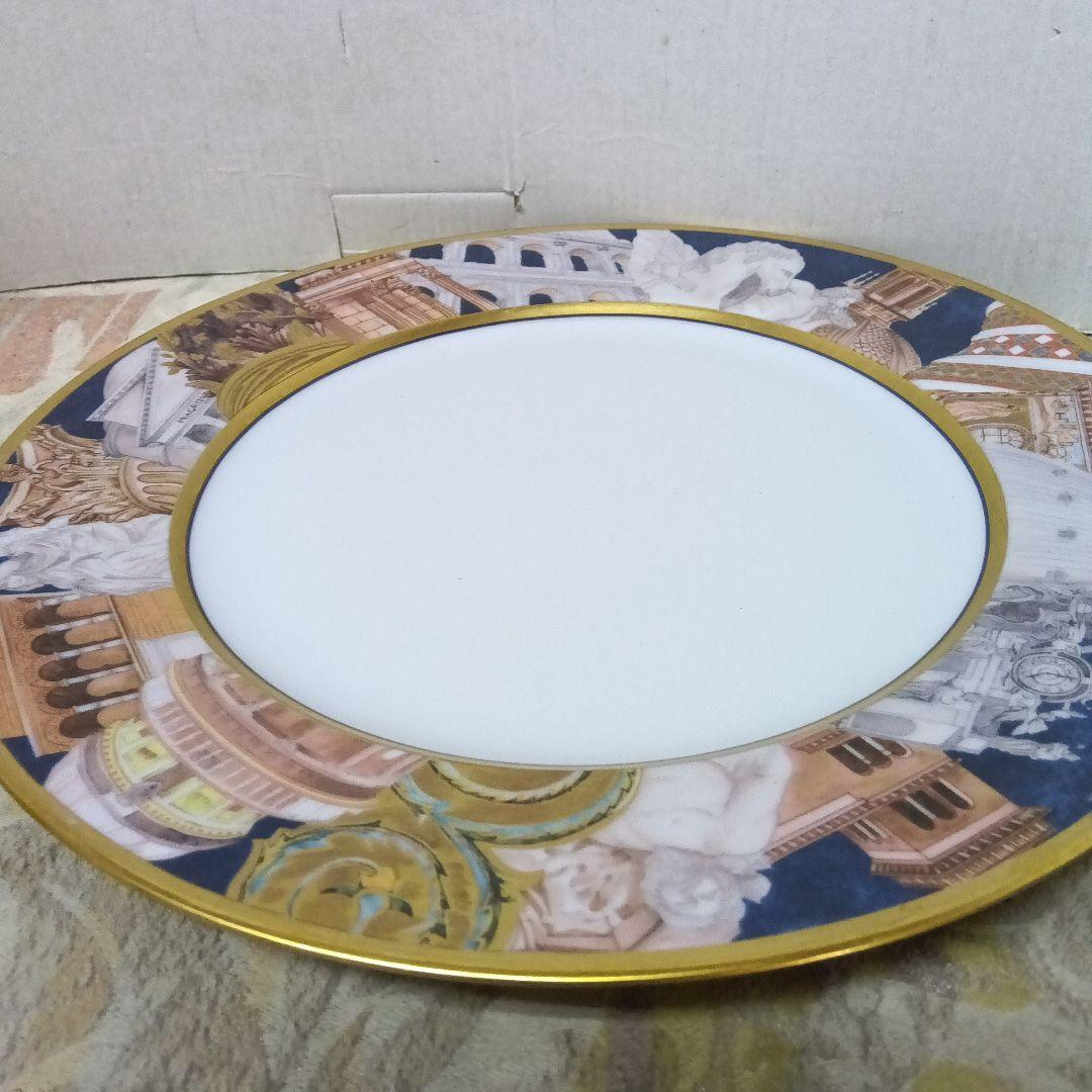 ローズリリーベルナルドメトロポール　 ローマ　パリ