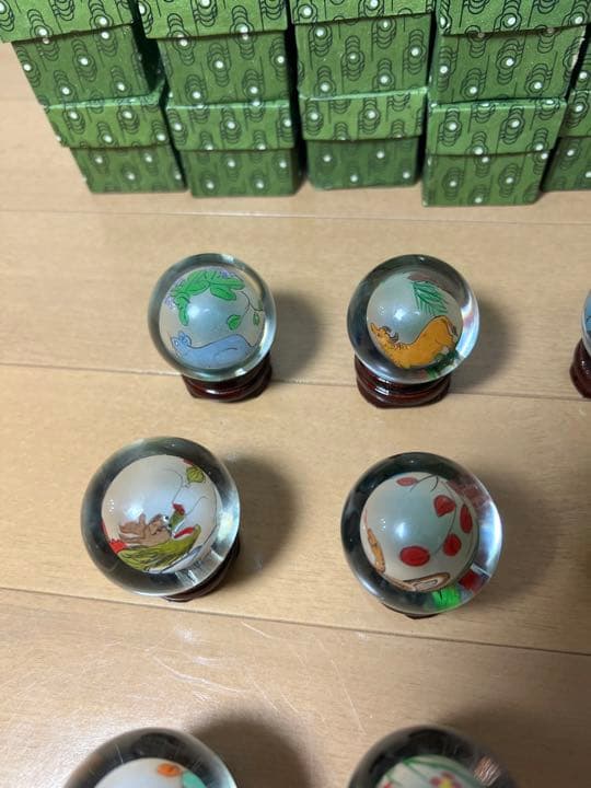 755 中国伝統工藝　十二支　内絵丸玉ガラス球　未使用　　　　有田焼