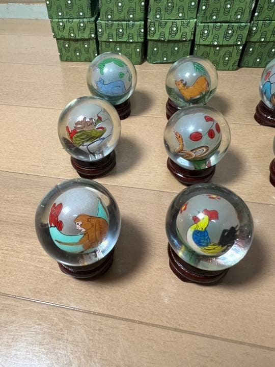 755 中国伝統工藝　十二支　内絵丸玉ガラス球　未使用　　　　有田焼