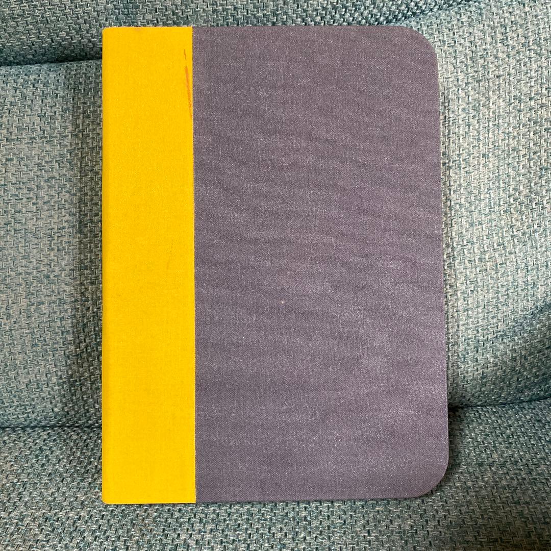 Lumio 本型ライト