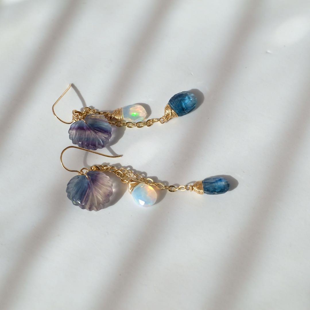 14kgfフローライトリーフカービングピアス