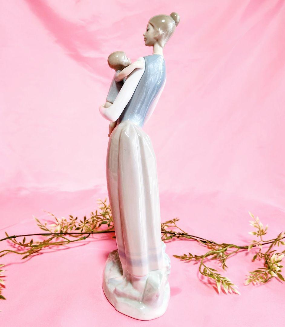 たけ　リヤドロLLADRO【美品】フィギュリン《母と子》
