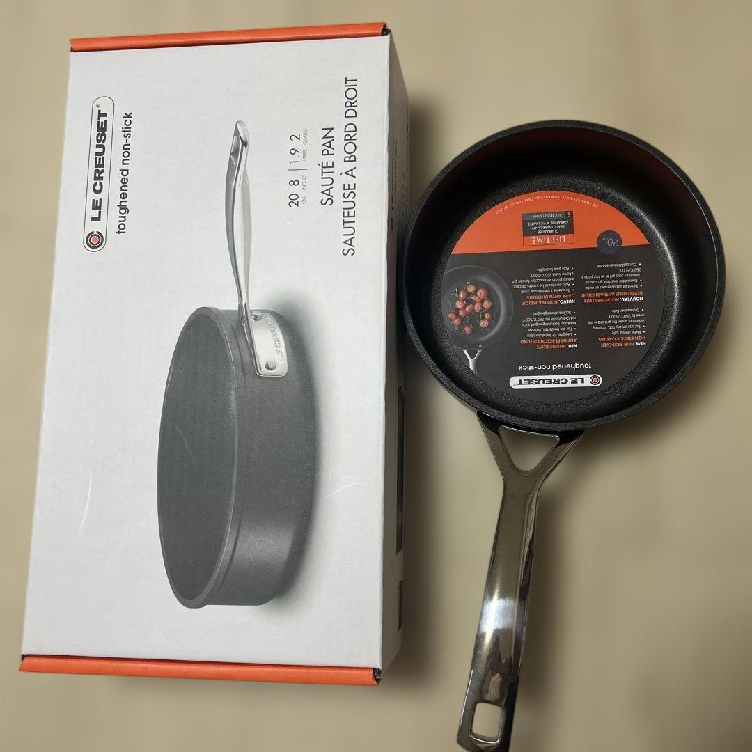 LE CREUSET ノンスティックソテーパン 20cm新品未使用