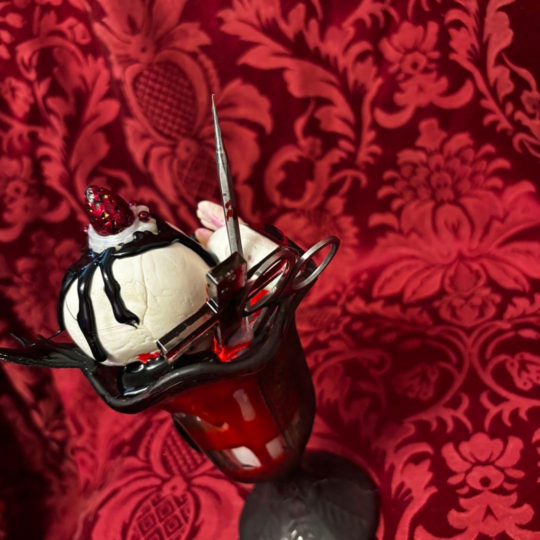 【1点限定作品】忘れられた古い製菓店 甘美で残酷な装飾パフェ・オブジェ