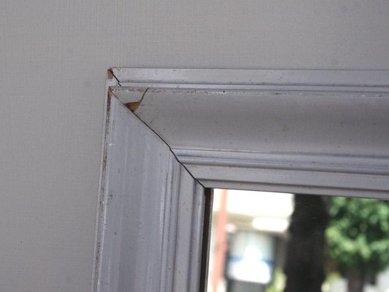 大きめアンティークミラー 壁掛け鏡 額縁 英国 ホワイト M04