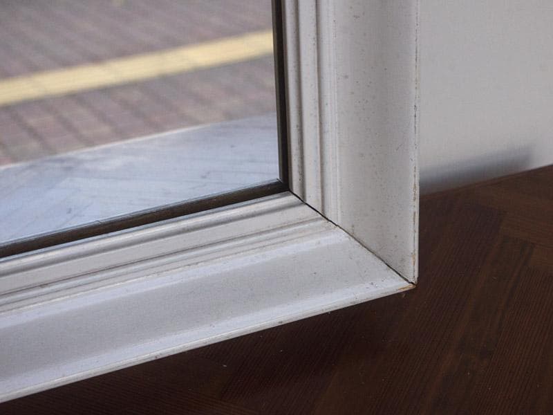 大きめアンティークミラー 壁掛け鏡 額縁 英国 ホワイト M04