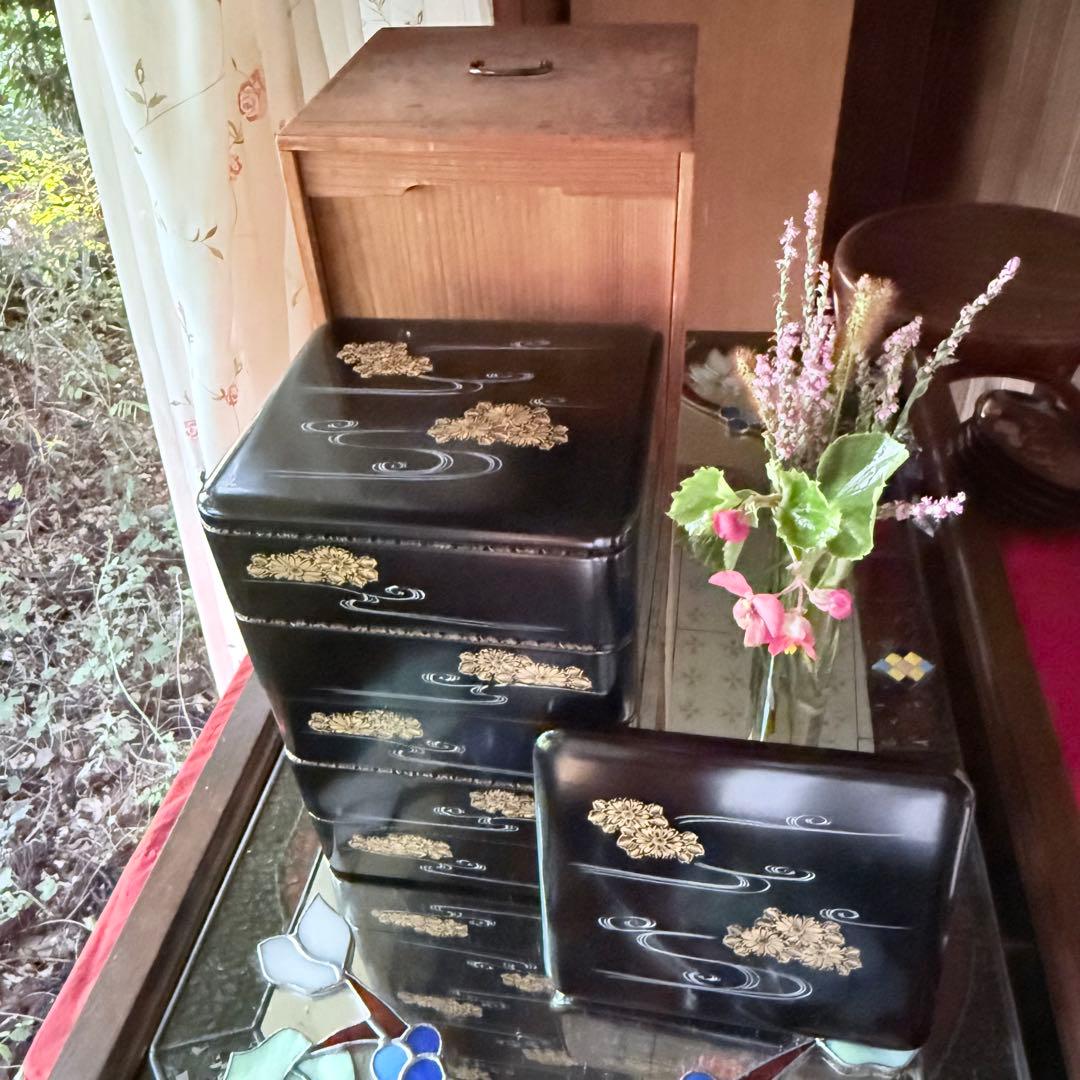 2208様感謝‼JAPAN輪島工房特製沈金『曲水菊づくし』輪島 五段重箱2枚蓋