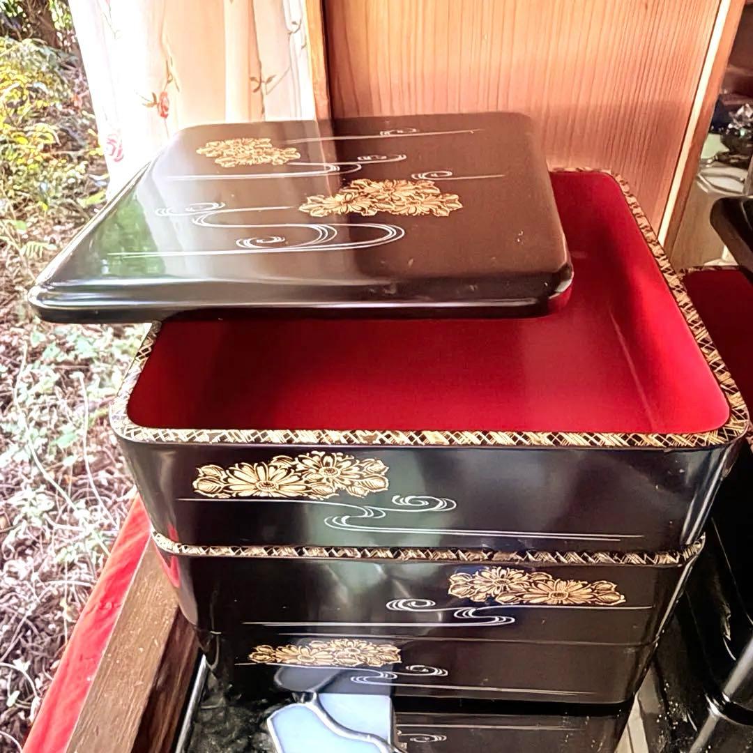 2208様感謝‼JAPAN輪島工房特製沈金『曲水菊づくし』輪島 五段重箱2枚蓋