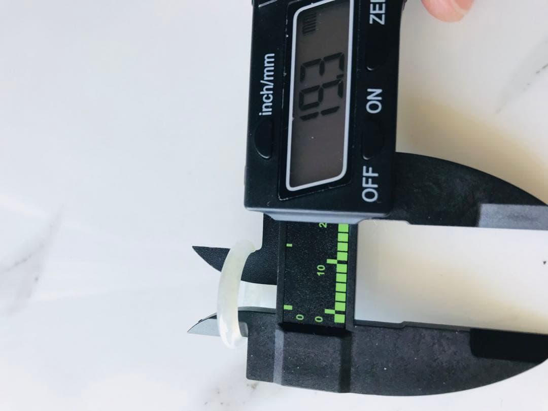 [R410-002］翡翠　くりぬき　リング　天然石　一点物　ミャンマー産　16号