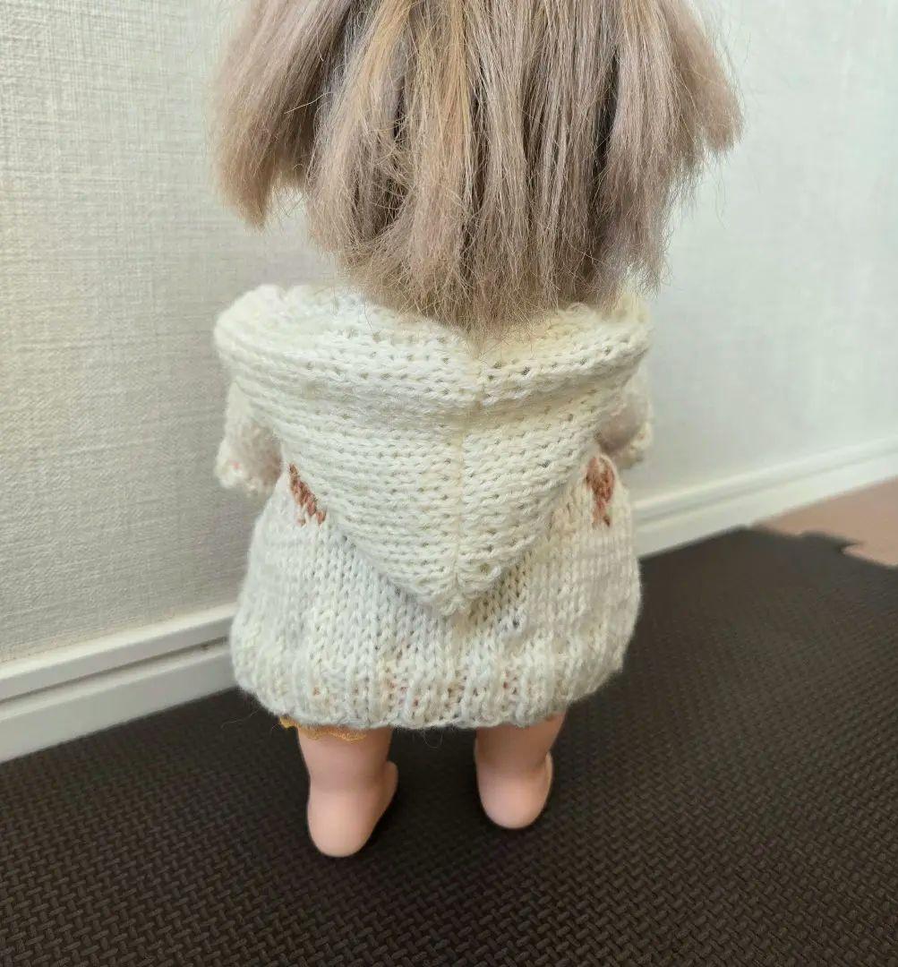 ポートフォリオ(^^)幼児向け人形☆フードつきニットコート☆002