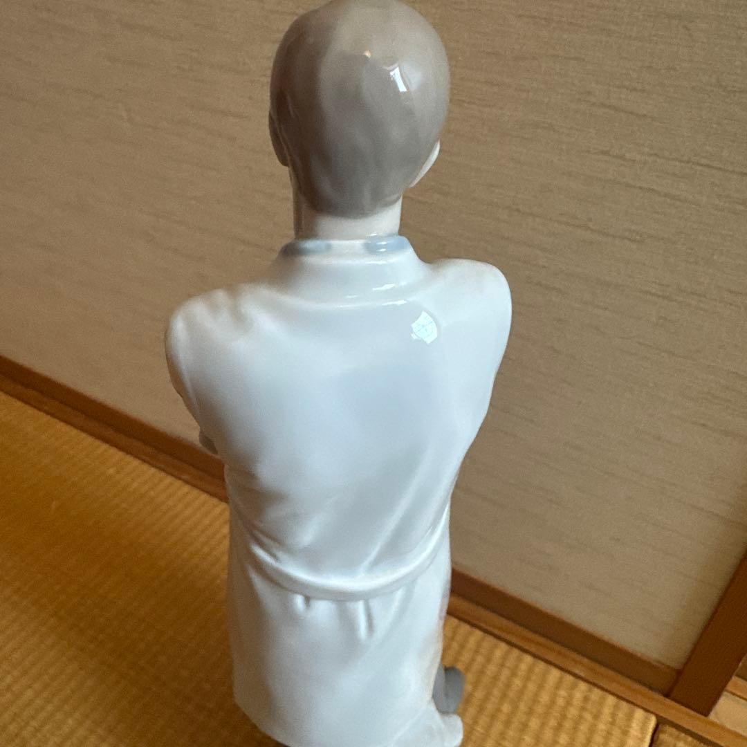 リヤドロ　優秀なドクター