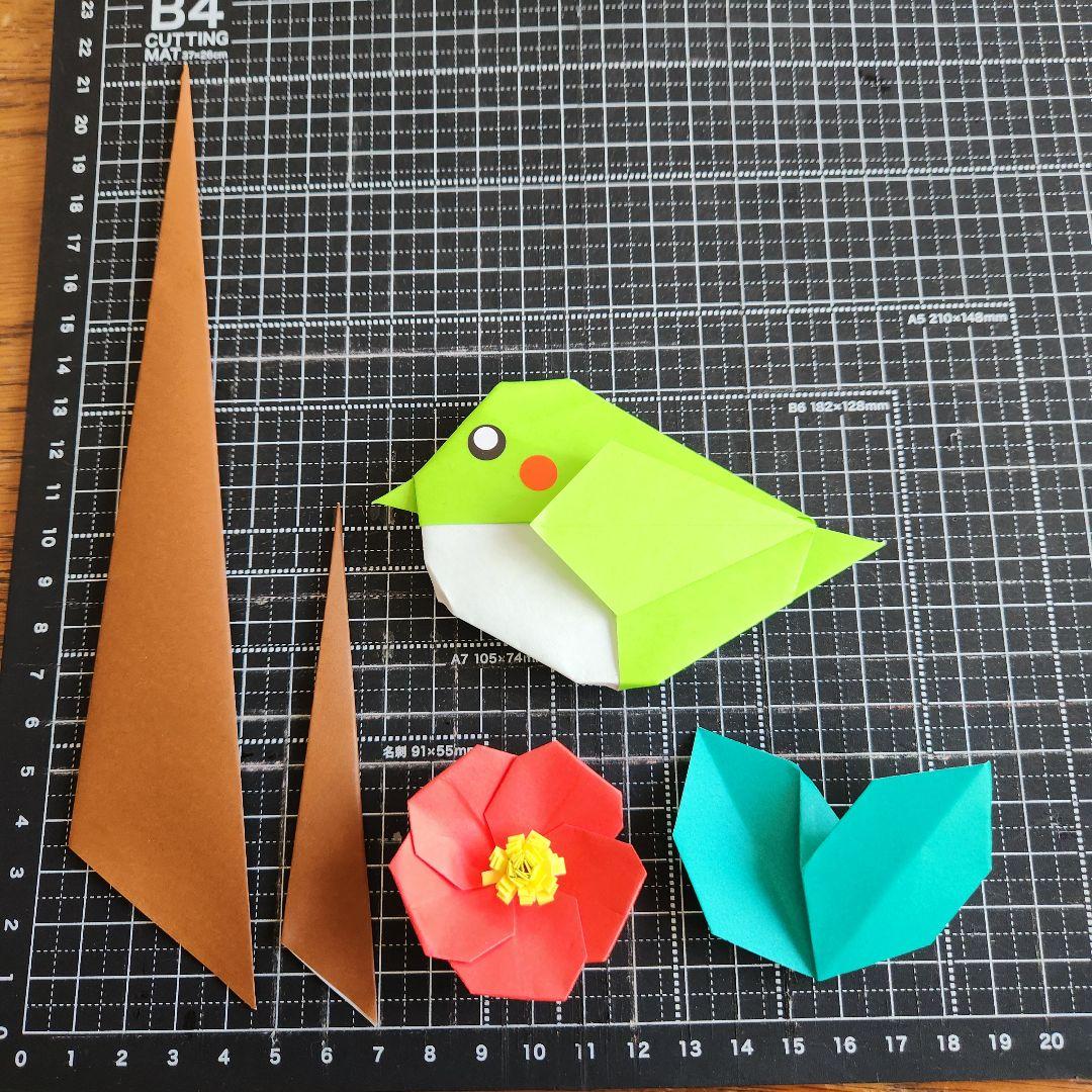 初春の壁面飾り 立体椿とうぐいす】 - メルカリ