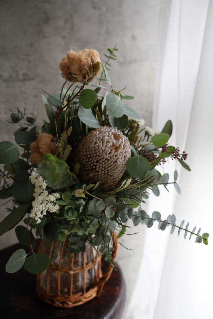 ドライフラワーアレンジメント、ユーカリ、ポポラスベリー、クリスマスリース