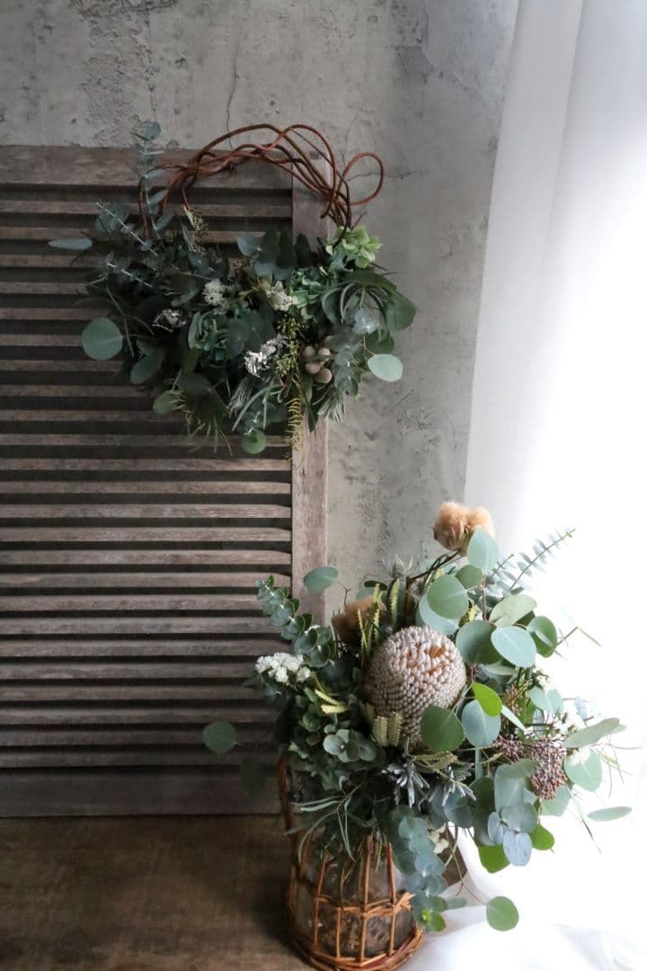 ドライフラワーアレンジメント、ユーカリ、ポポラスベリー、クリスマスリース