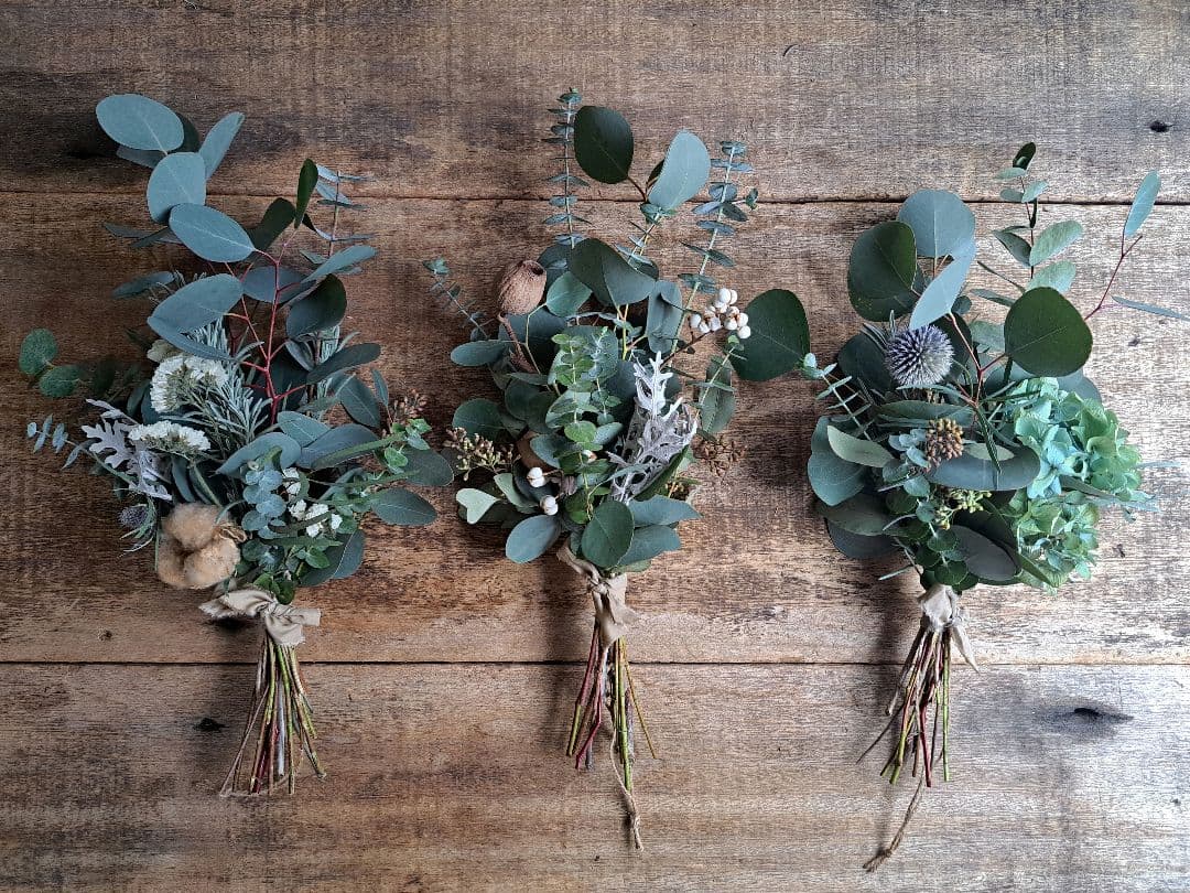 ドライフラワーアレンジメント、ユーカリ、ポポラスベリー、クリスマスリース