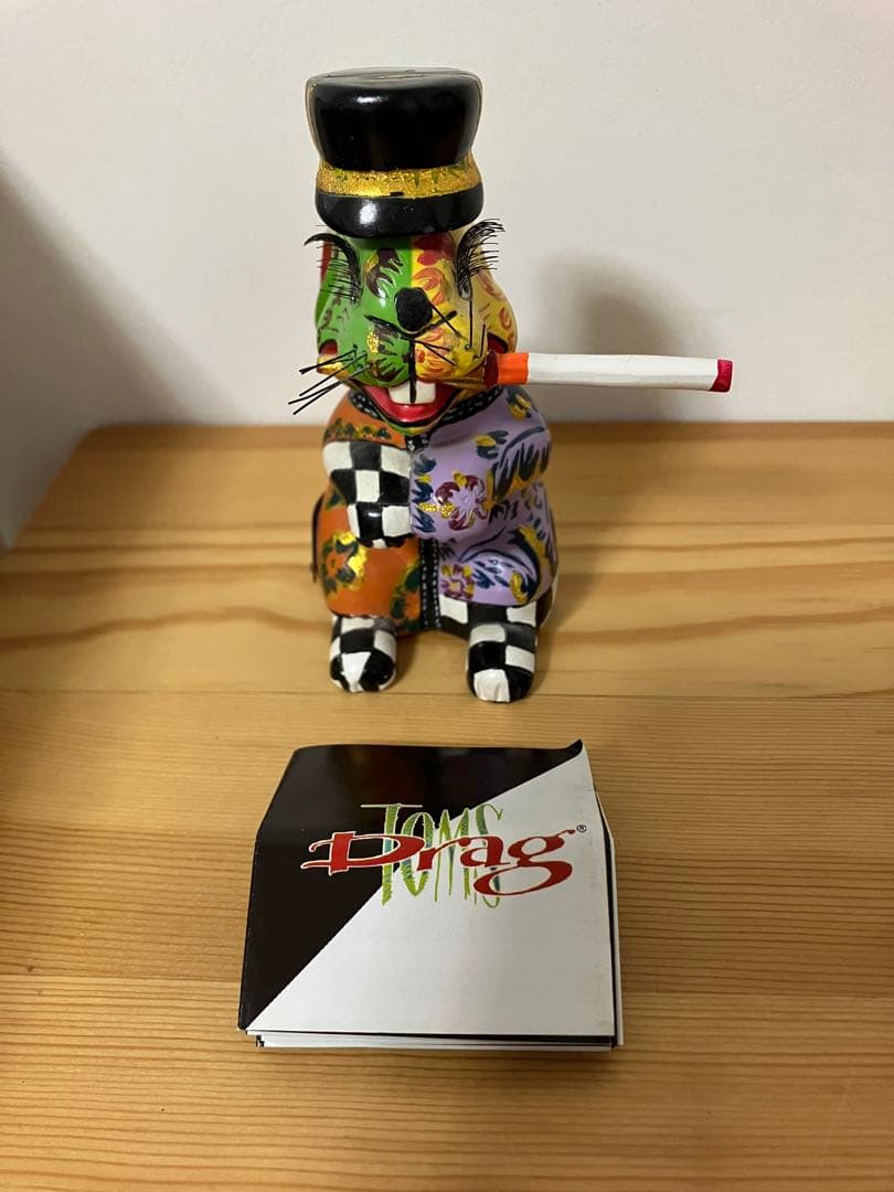 希少TOMS Drag/ トムズ　ドラッグ うさぎ　置物