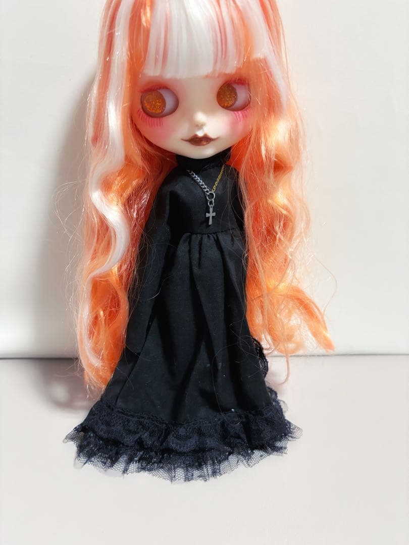 カスタムアイシードール 本体＋アウトフィット - メルカリ