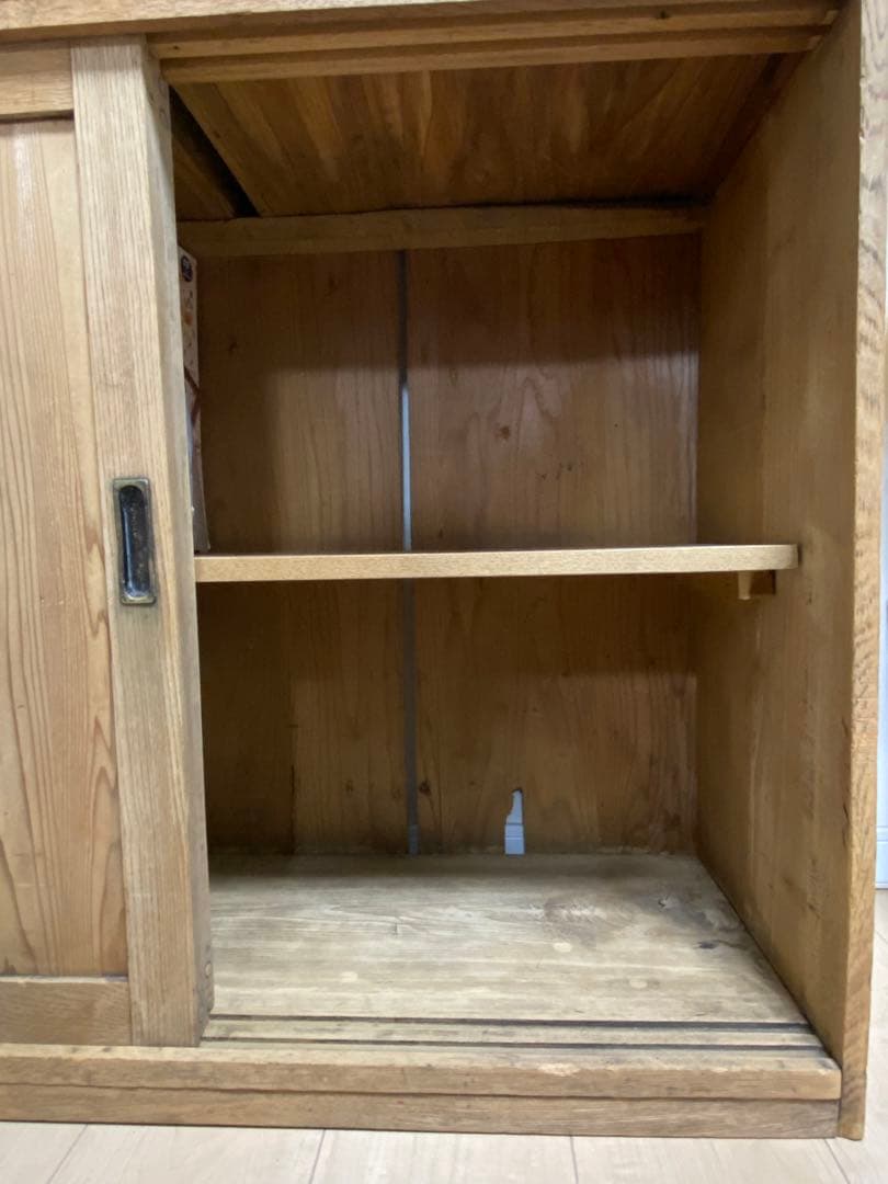 アンティーク　食器棚