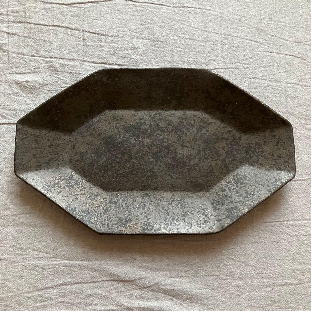 【新品未使用】安福由美子　黒錆 八角皿　 幅広　2枚セット