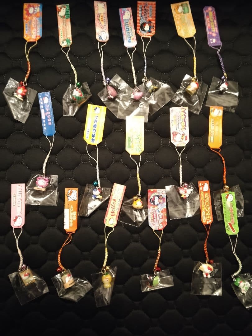 ハローキティ根付け96個セット - メルカリ