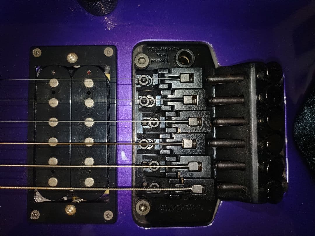 Jackson kv エレキギター 紫 新古品 日本製 1997年製 - メルカリ