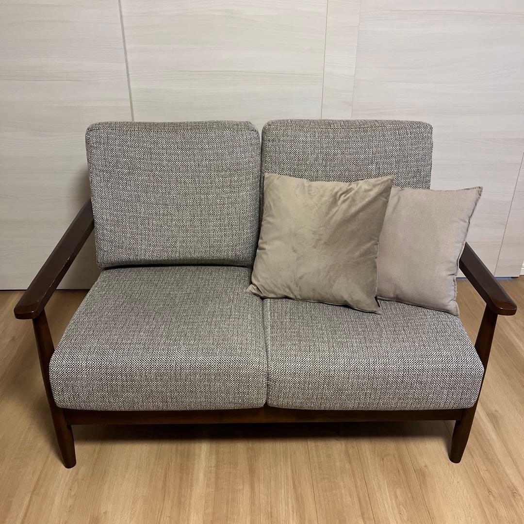 【最終値下げ】モダン 2人掛けソファ グレー
