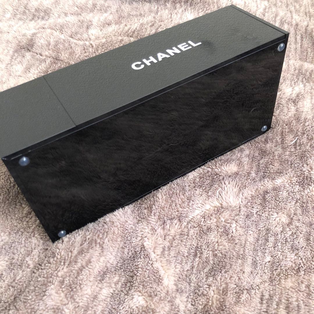 シャネル アクリル ティッシュケース 訳あり