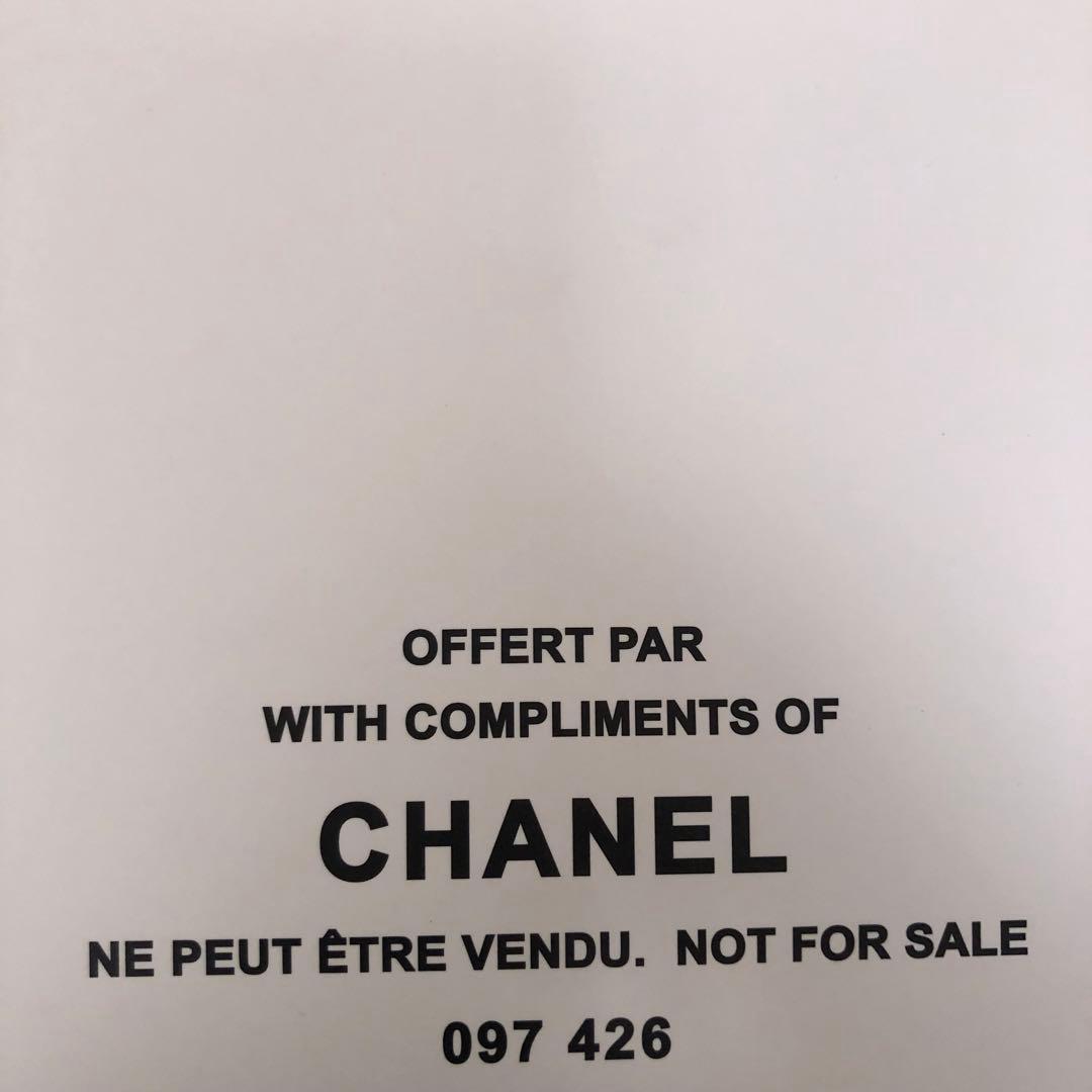 シャネル アクリル ティッシュケース 訳あり