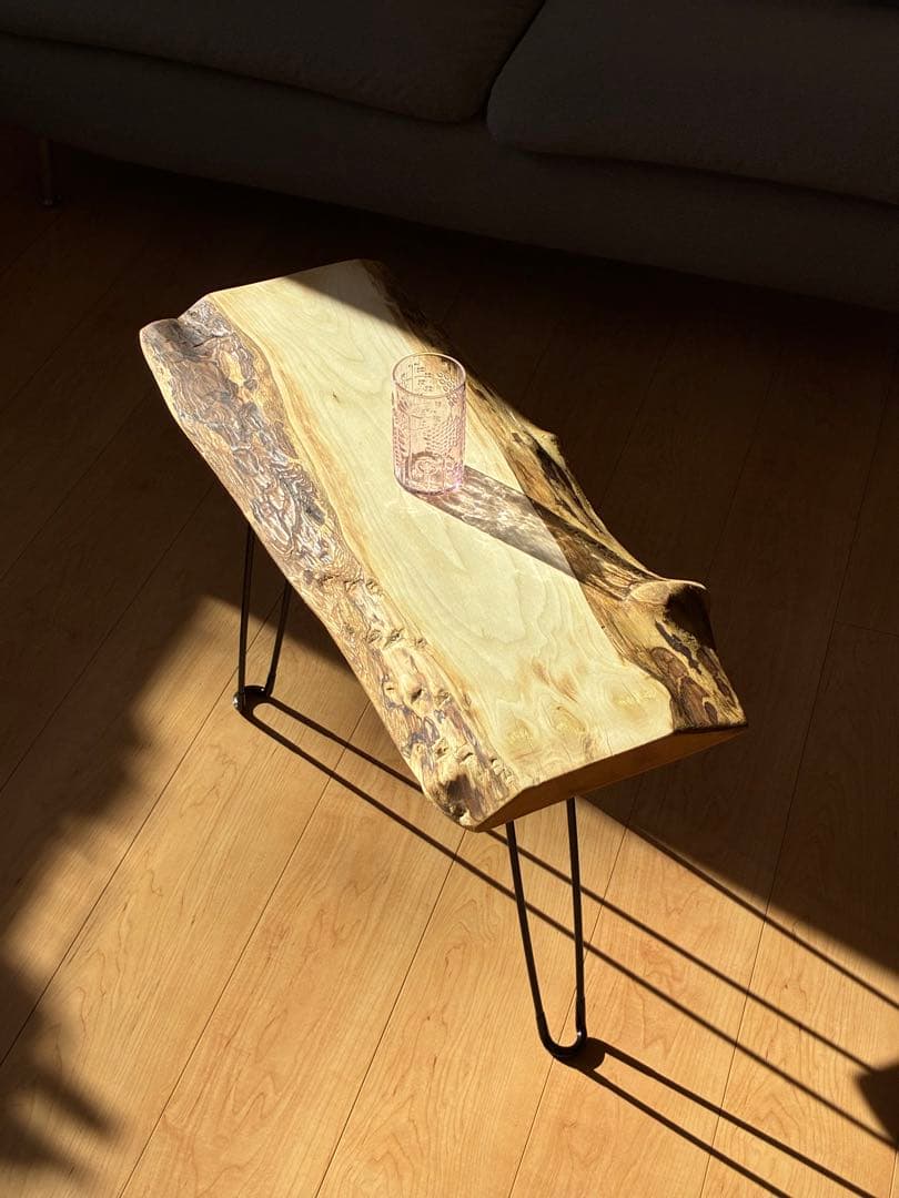 国産桂かつら【和モダンな佇まい】無垢天然一枚板サイドテーブル