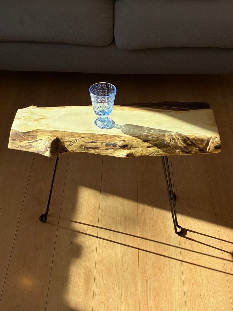 国産桂かつら【和モダンな佇まい】無垢天然一枚板サイドテーブル