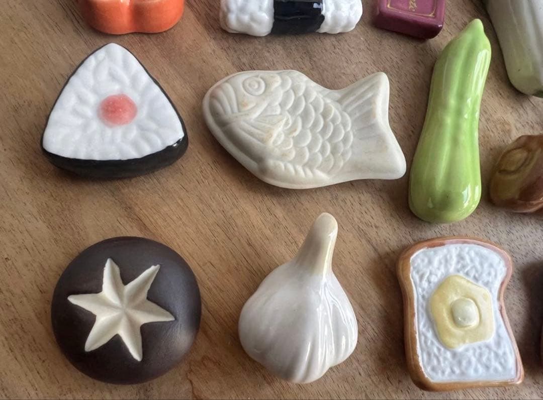 【新品】 食べ物の箸置き(22こ)