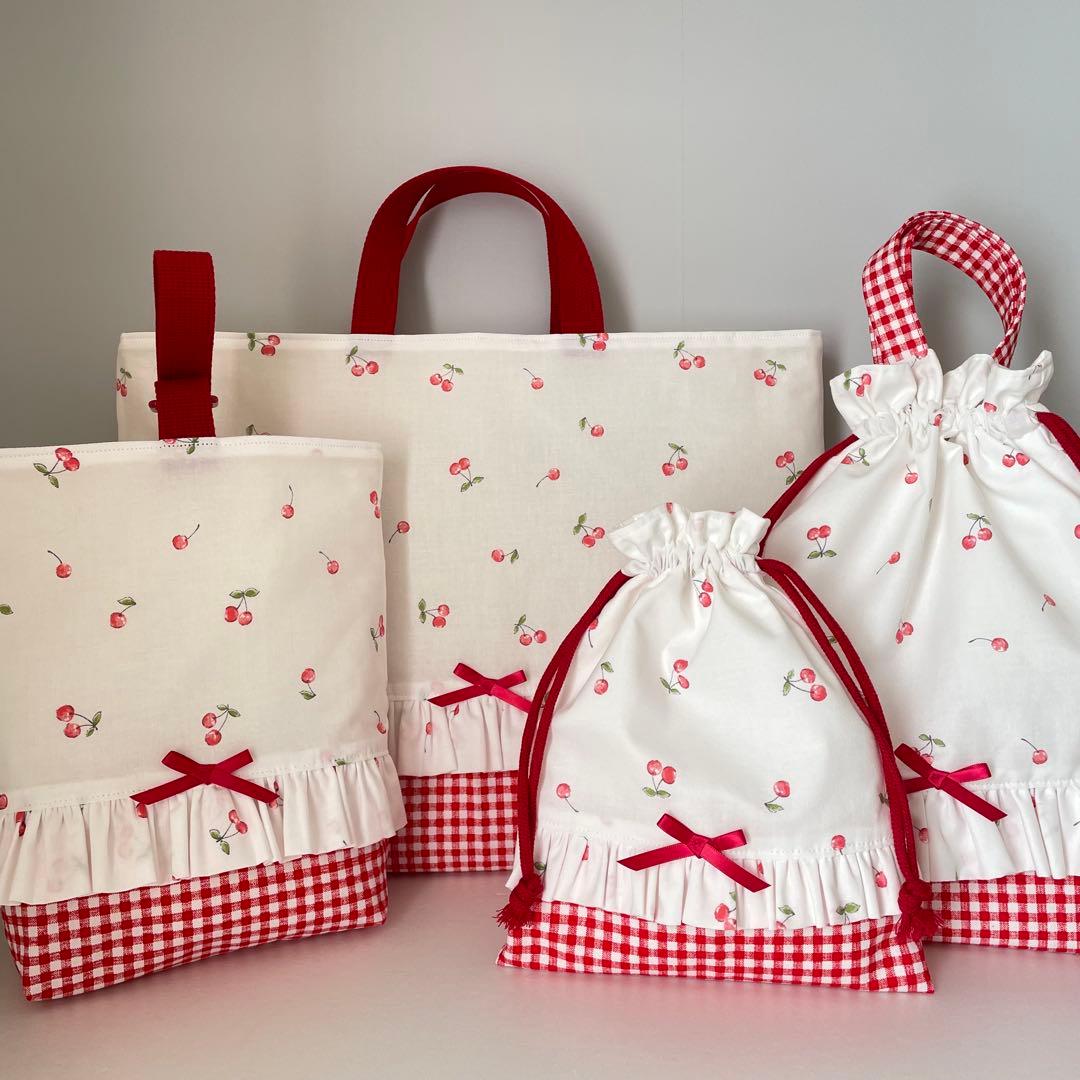 Aiii♡ページ　さくらんぼ赤チェック柄