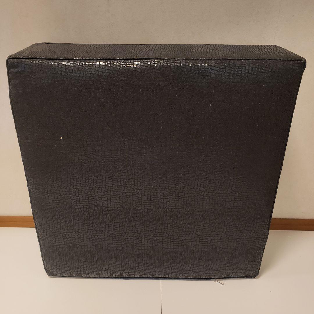 38500円 HUKLA フロアクッション　600✕600×200
