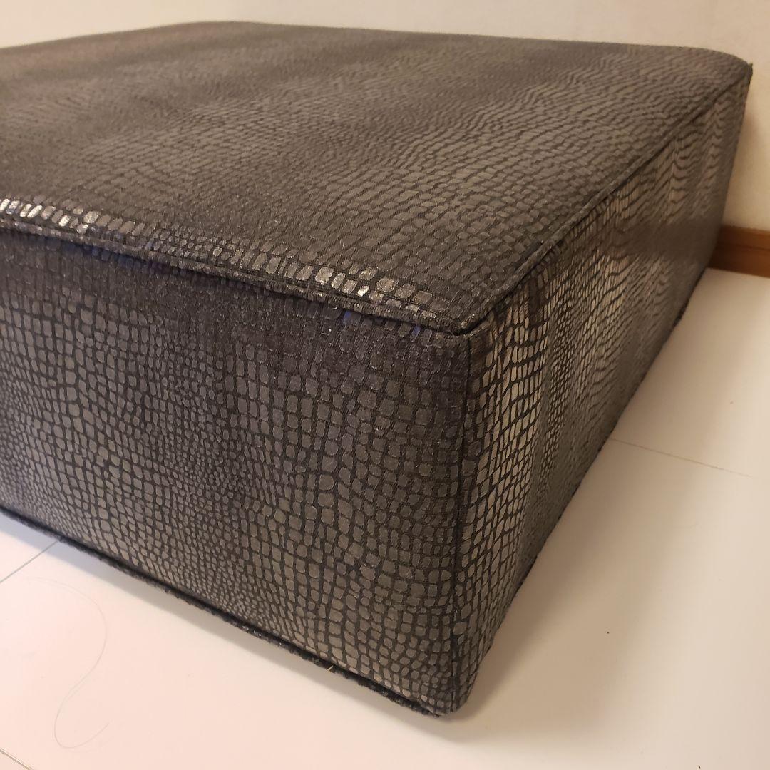 38500円 HUKLA フロアクッション　600✕600×200