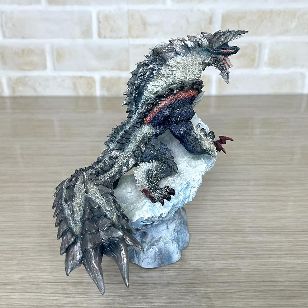 クリエイターズモデル ジンオウガ 亜種 獄狼竜 モンスターハンター