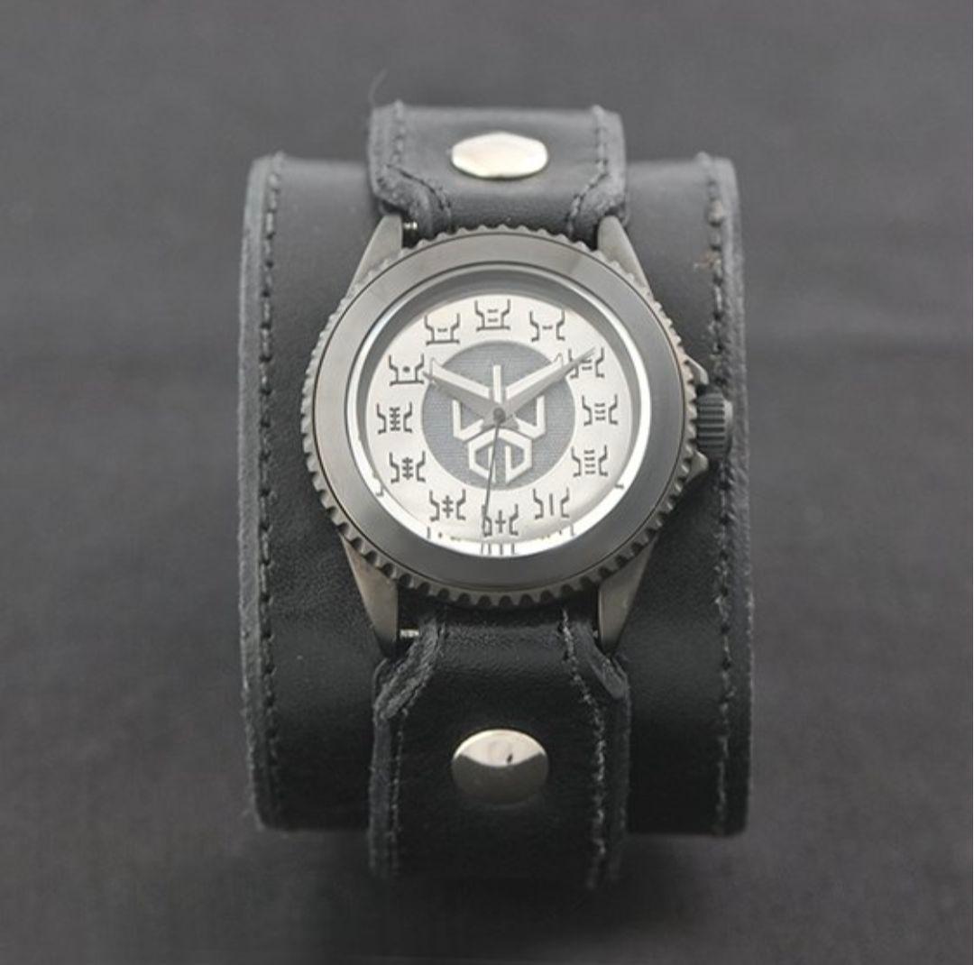 仮面ライダークウガ × Red Monkey 腕時計 未開封 定価49500円 - メルカリ