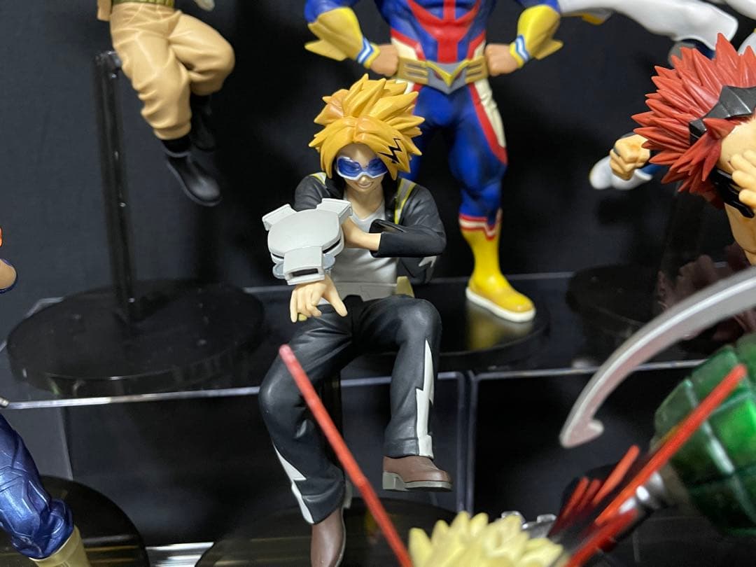 ヒロアカフィギュア 17体 まとめ売り - メルカリ