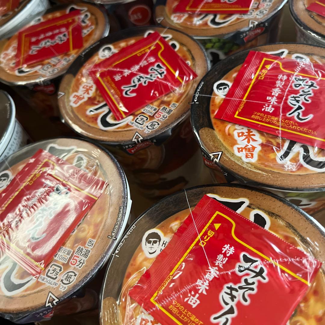 【最安値】みそきん　カップラーメン　濃厚味噌　40個セット