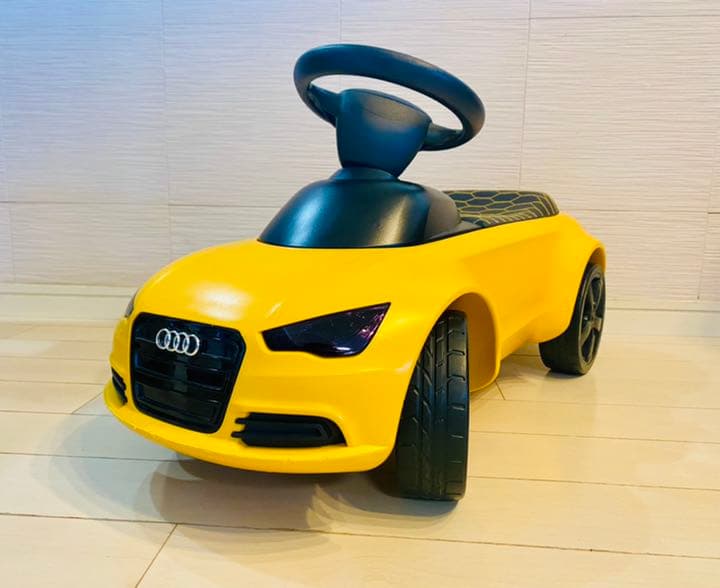 【日本限定10台！！】AudiニューJr.クワトロ　キッズカー