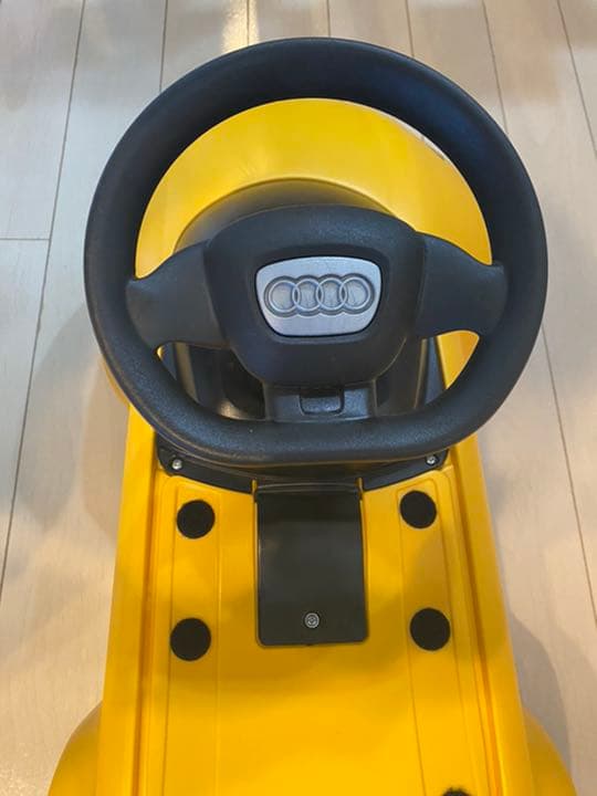 【日本限定10台！！】AudiニューJr.クワトロ　キッズカー