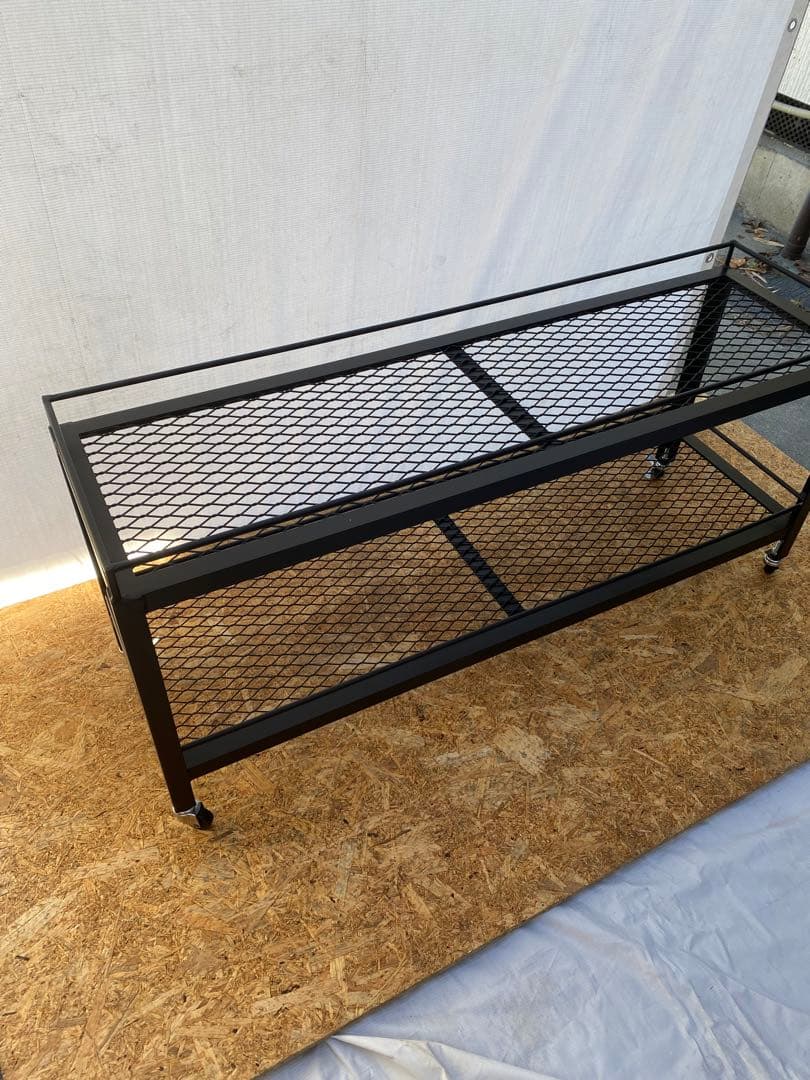 アイアンシェルフ　アイアン家具　植物棚　植物　アガベ　棚　インダストリアル